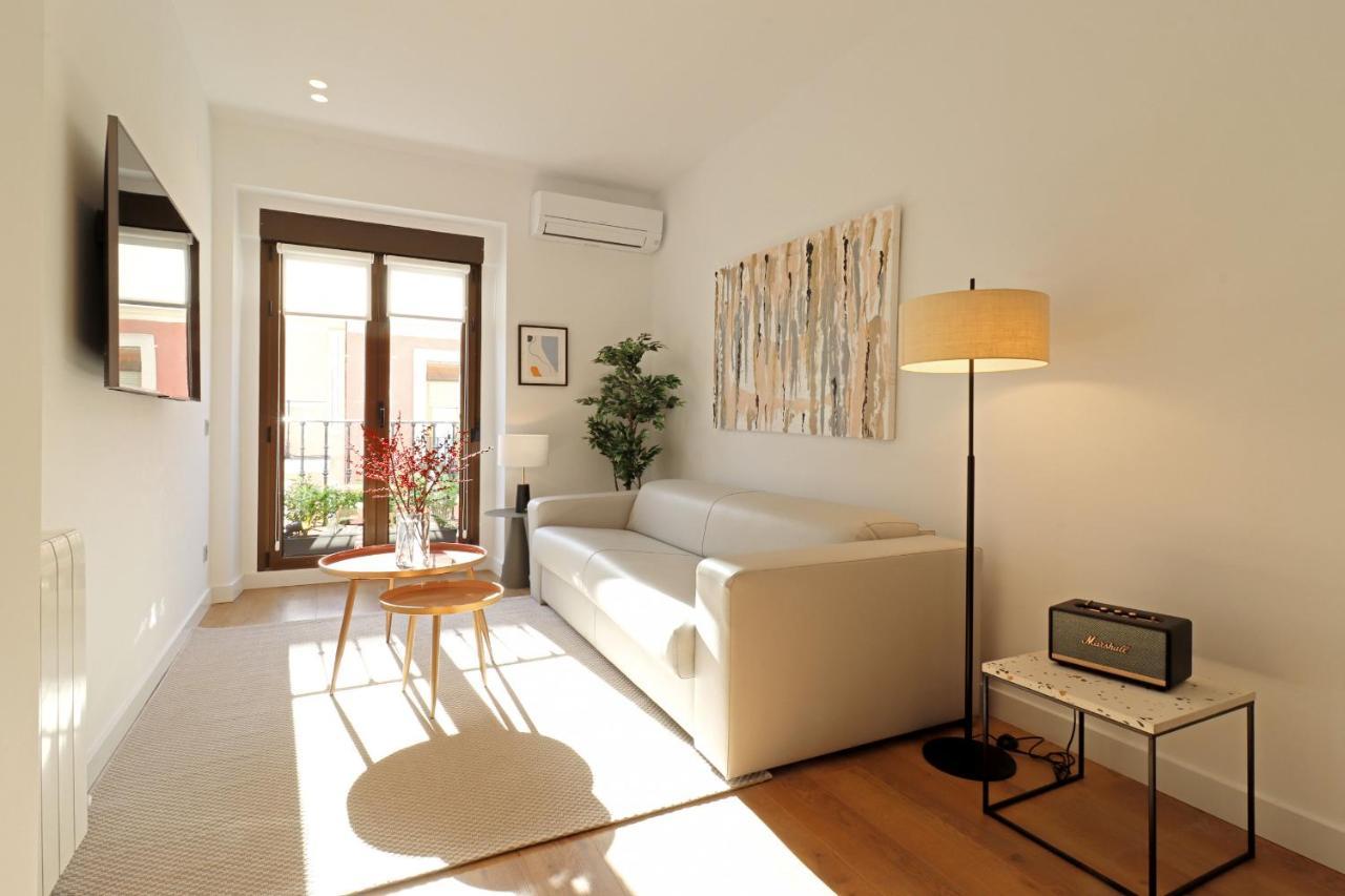 Reina Sofia Boutique Ii By Madflats Collection Appartement