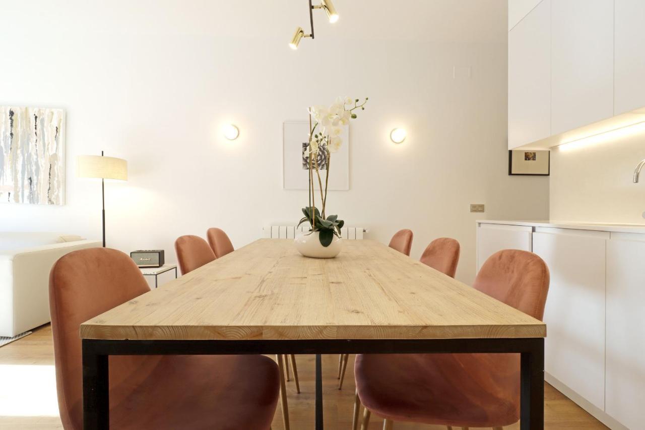 Appartement Reina Sofia Boutique Ii By Madflats Collection
