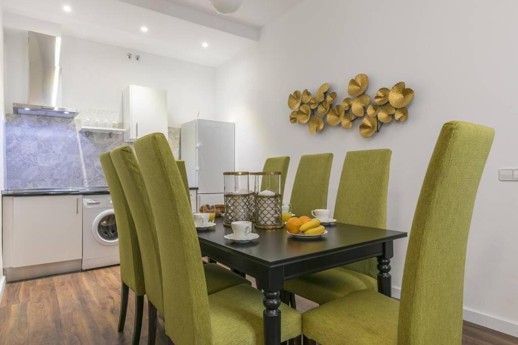 Plaza De Pedro Zerolo Ii Apartment