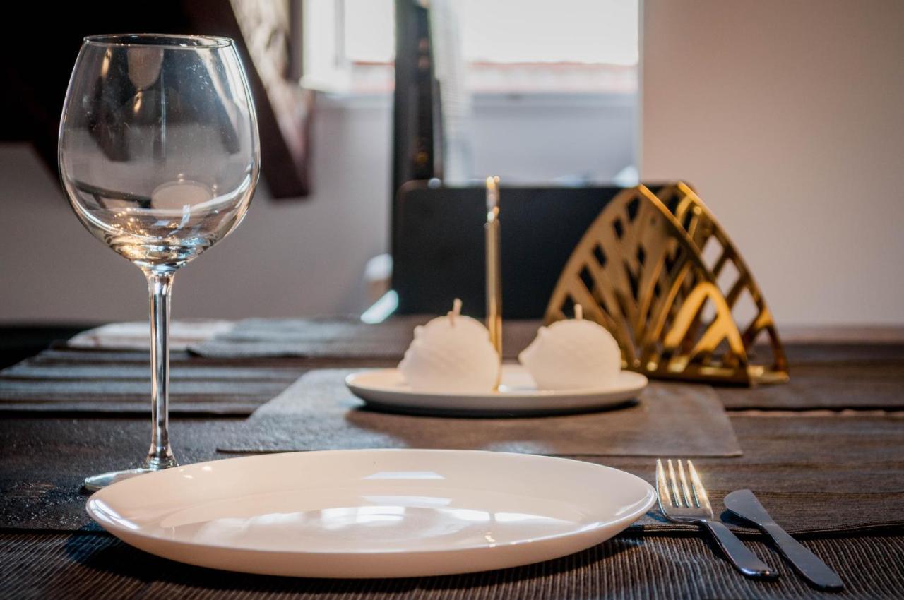 Hellenhost - Gran Via Appartement *