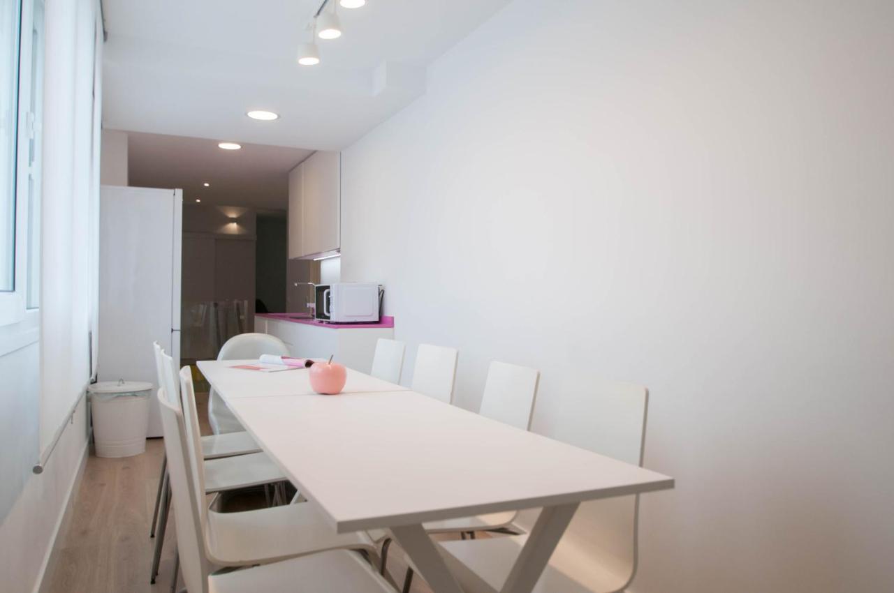 Hellenhost - Gran Via Appartement Madrid