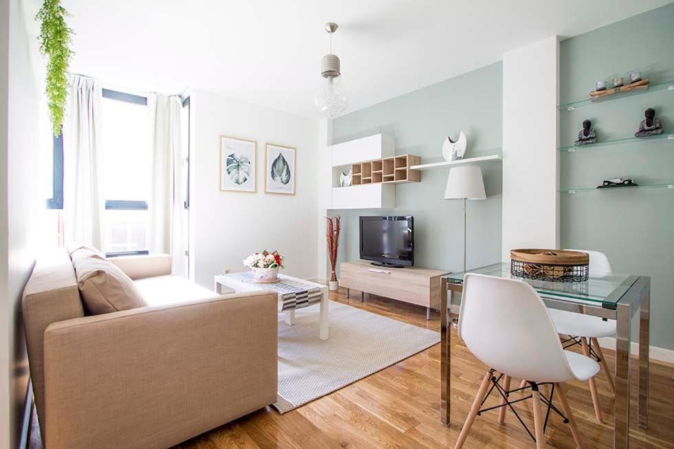 Apartment Naitly Cuatro Torres Madrid