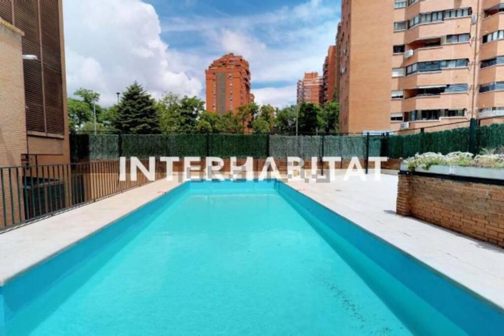 Cozy Designer Apart / Acogedor Apartamento De Diseno ● Wifi - Jacuzzi - A/c Steamsauna * Madrid