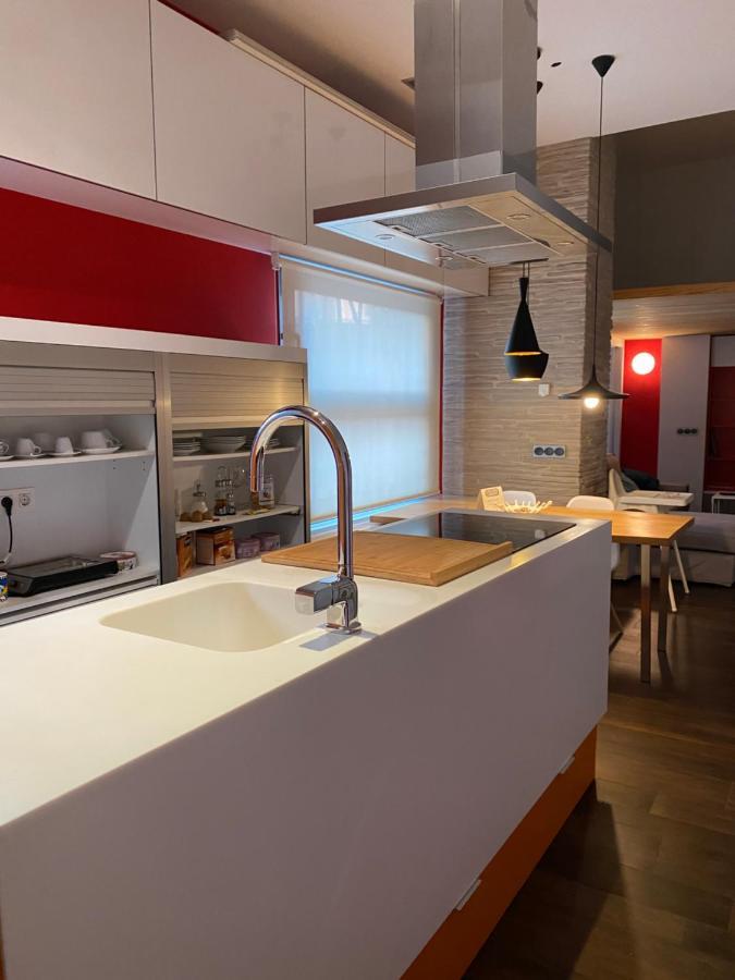 Cozy Designer Apart / Acogedor Apartamento De Diseno ● Wifi - Jacuzzi - A/c Steamsauna *