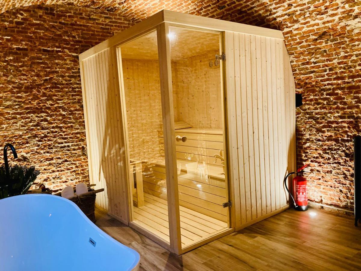 Luxury, Private Wellness In Prado Museum New Aug21 Madrid