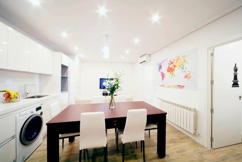 Apartamento Luxury & Design Center 3brm 3bthr *