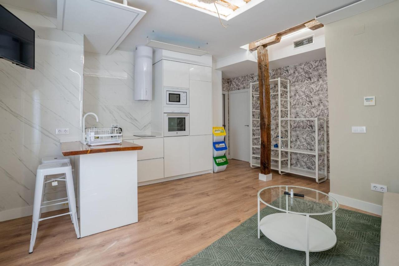 Apartment Comfy 2 Bedroom 2 Bathroom Next To Gran Via Madrid