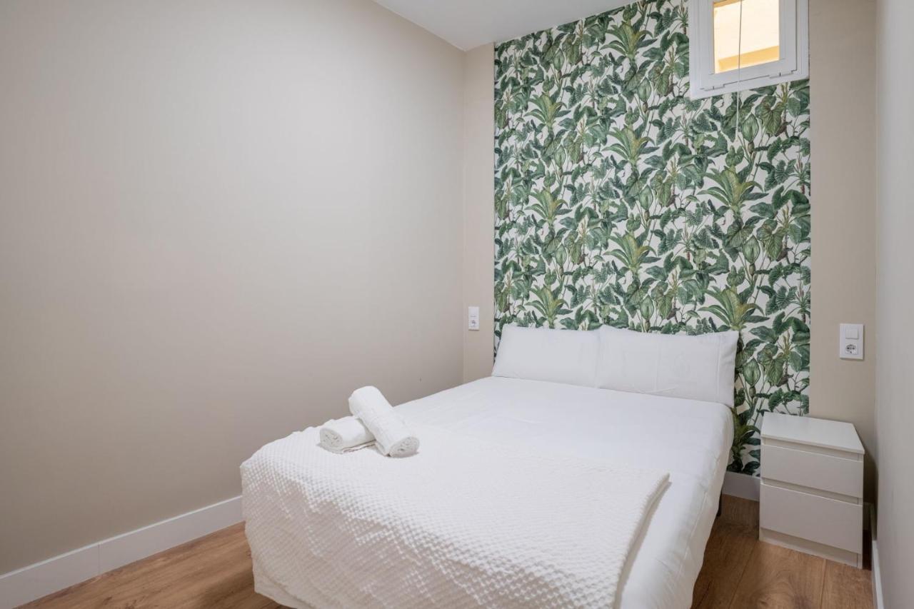 Comfy 2 Bedroom 2 Bathroom Next To Gran Via Apartment *