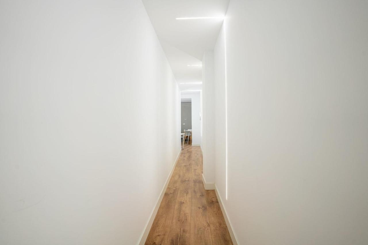Comfy 2 Bedroom 2 Bathroom Next To Gran Via Apartment Madrid