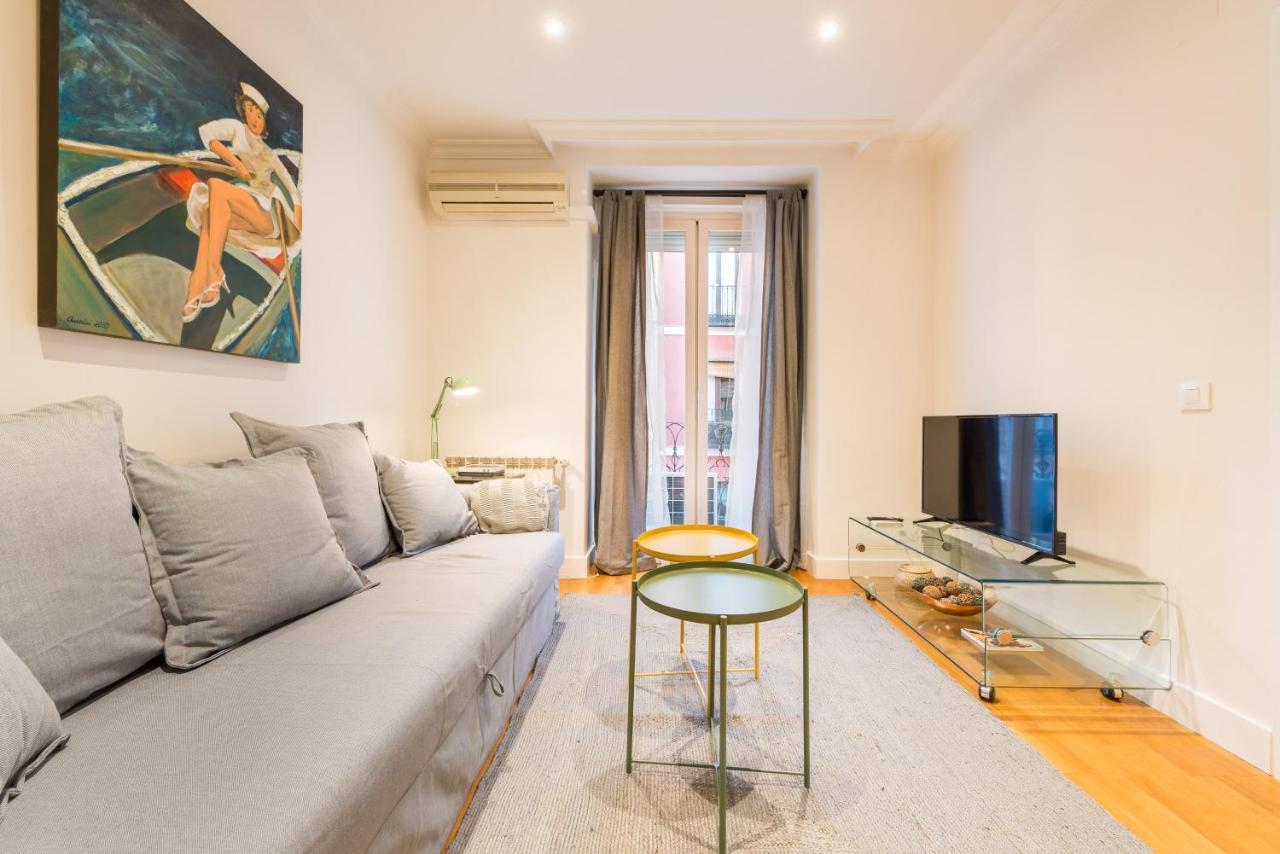 For Free Wifi Temporal Malasana Center Mal27 Madrid