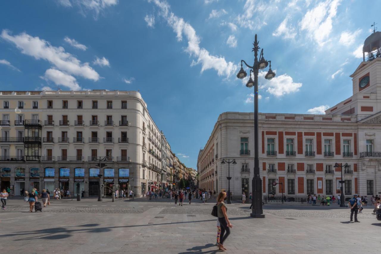 Day Carretas Centro Gran Via Sol Madrid