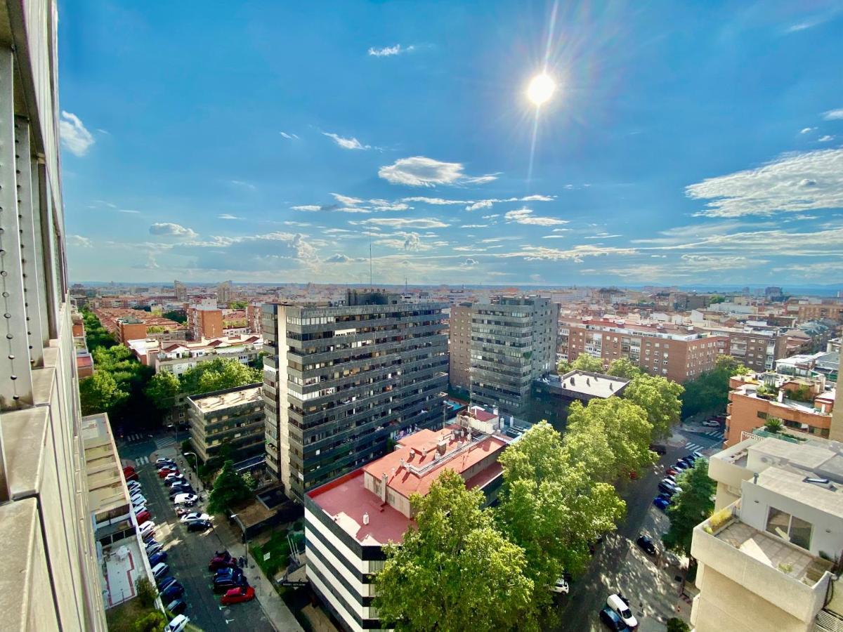 Appartement Charming Eurobuilding Skyline *