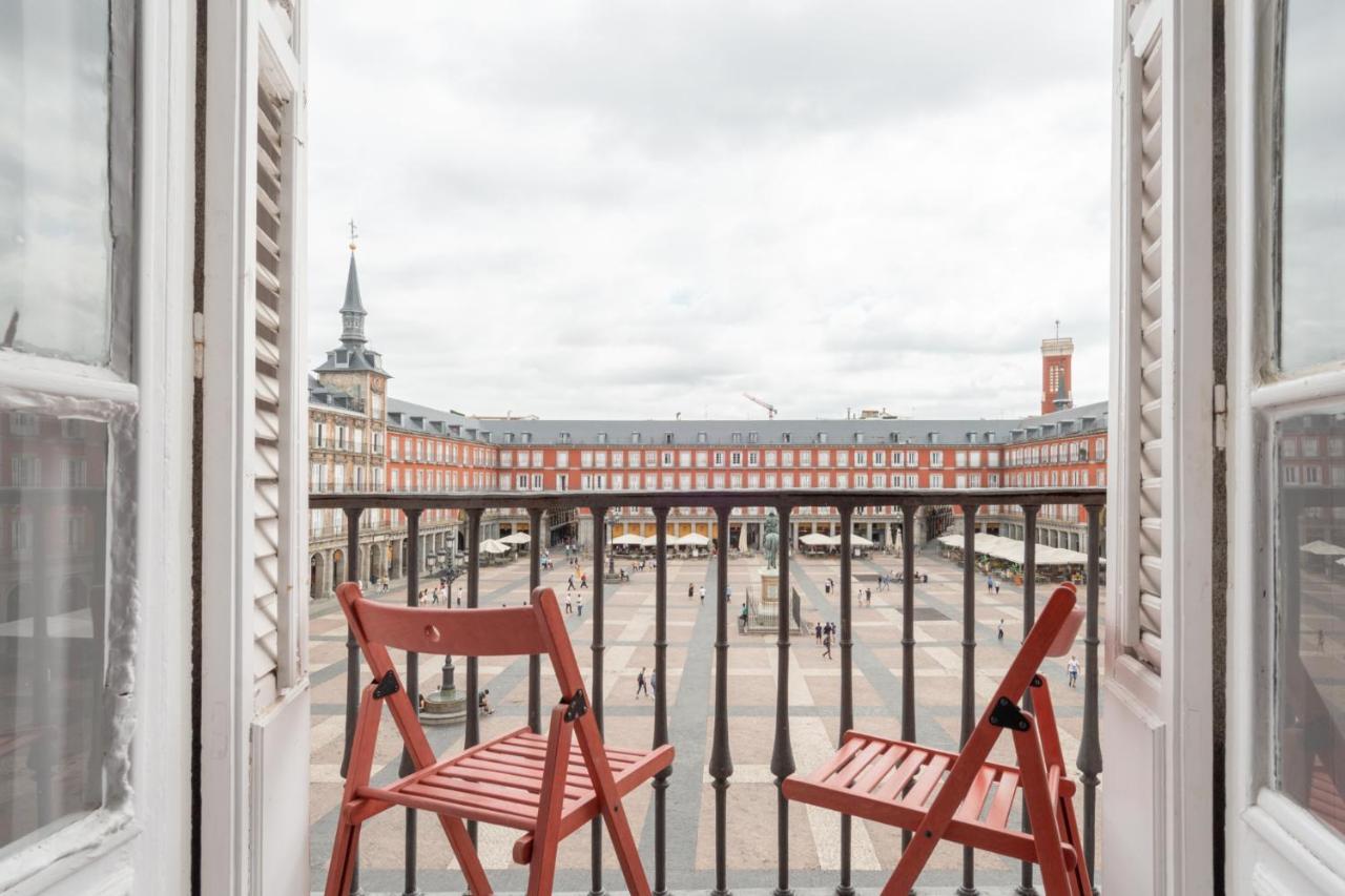 Plaza Mayor By Monaro Madri