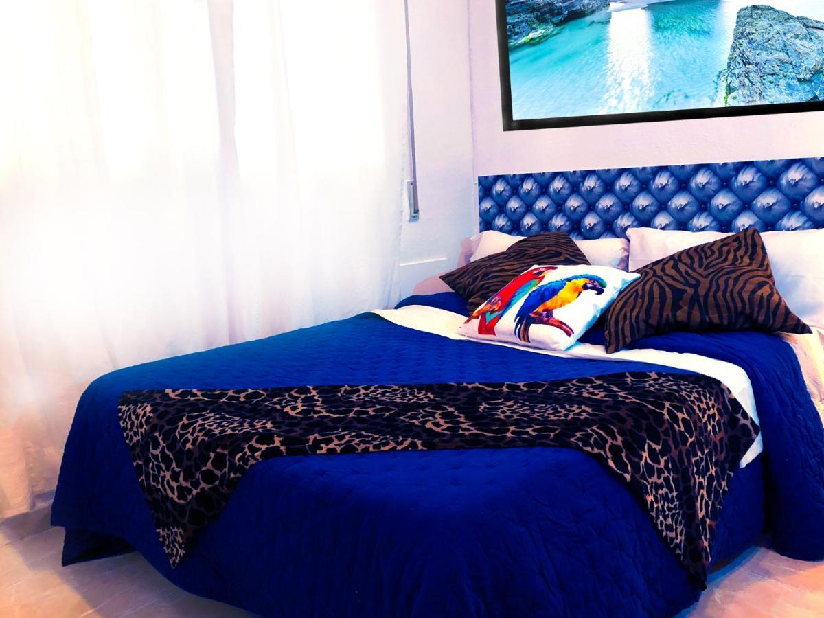 Bed & Breakfast La Reina De Gran Via - Parking Tph