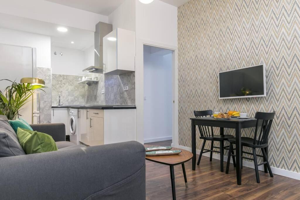 Apartamento Plaza De Pedro Zerolo I