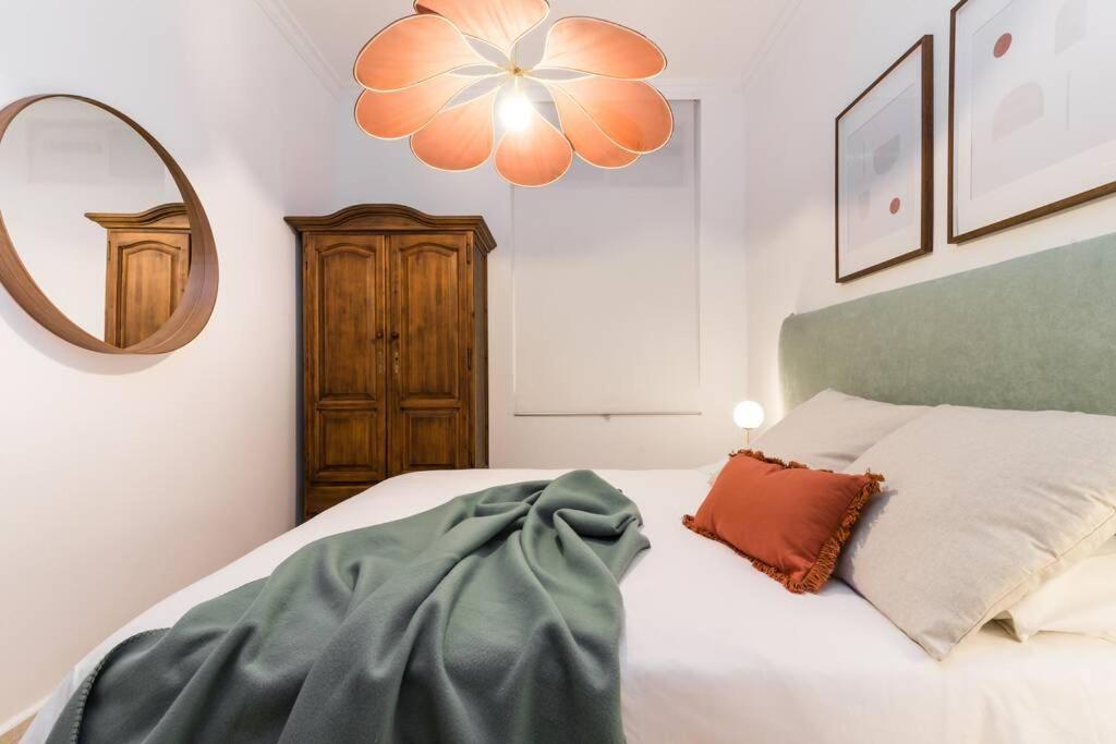 Apartamento Coqueto Piso En Madrid/atocha. 4 Personas 2 Hab
