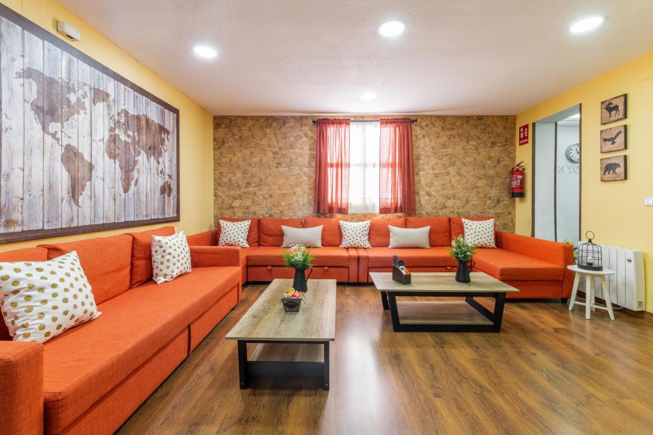 Great Apartment Near Plaza Mayor Large Groups * Madrid