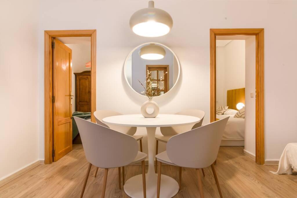 Coqueto Piso En Madrid/atocha. 4 Personas 2 Hab *