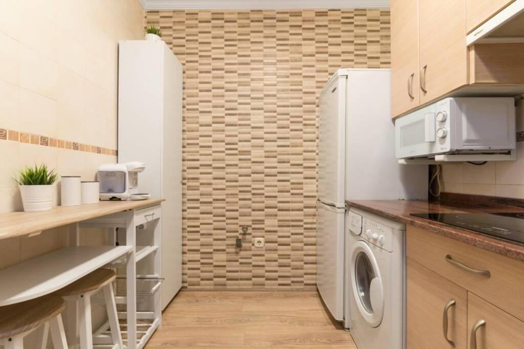 Coqueto Piso En Madrid/atocha. 4 Personas 2 Hab *