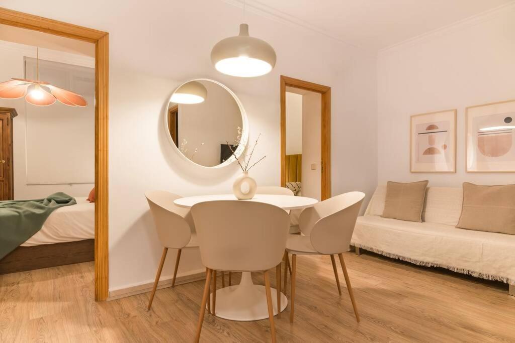 Apartamento Coqueto Piso En Madrid/atocha. 4 Personas 2 Hab *