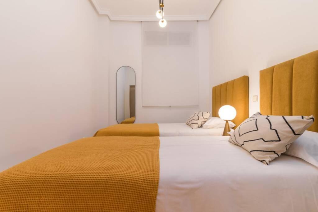 Coqueto Piso En Madrid/atocha. 4 Personas 2 Hab Apartamento Madrid