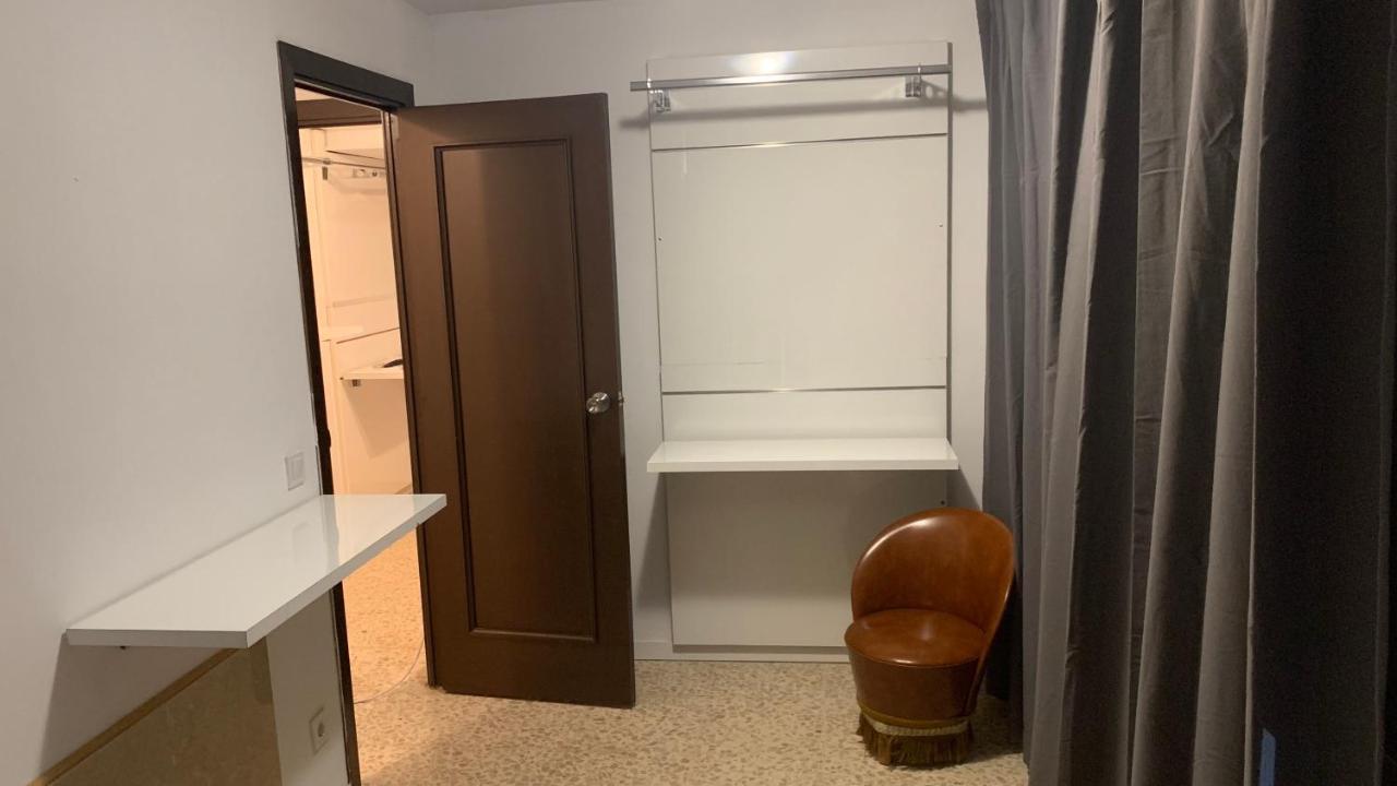 Con Despacho Suites Torr Av America-prosperidad Apartment Madrid