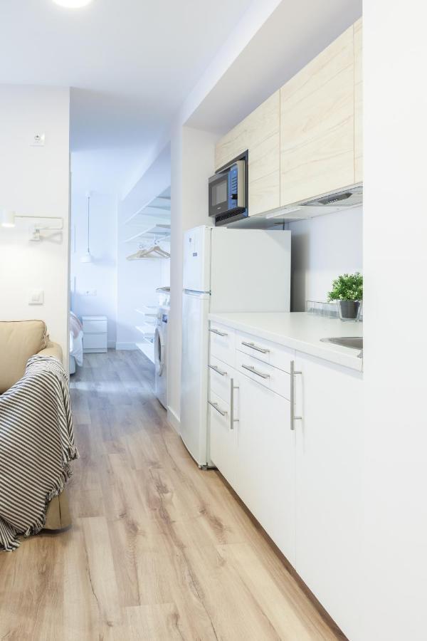 Dolphin Pinar Del Rey Apartment Madrid