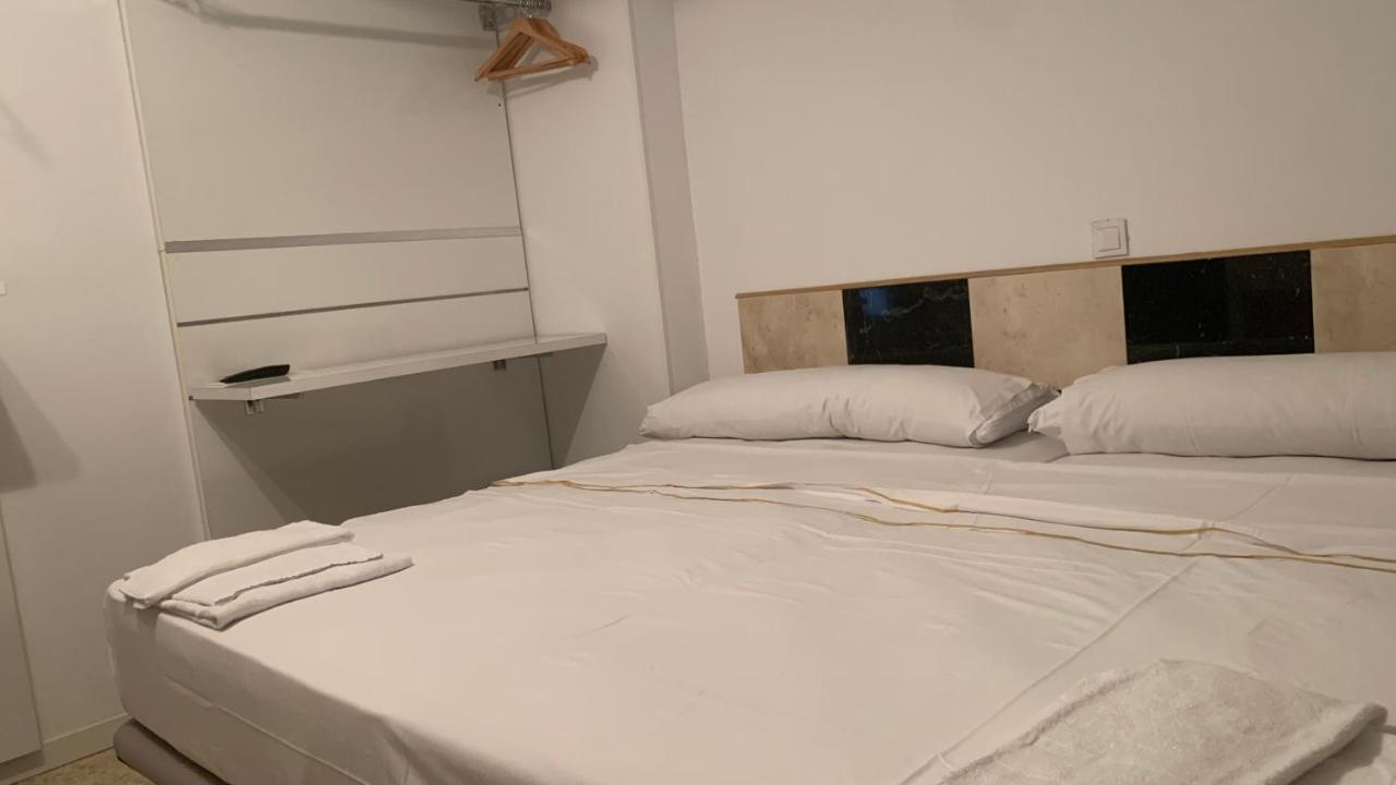 Con Despacho Suites Torr Av America-prosperidad Apartment