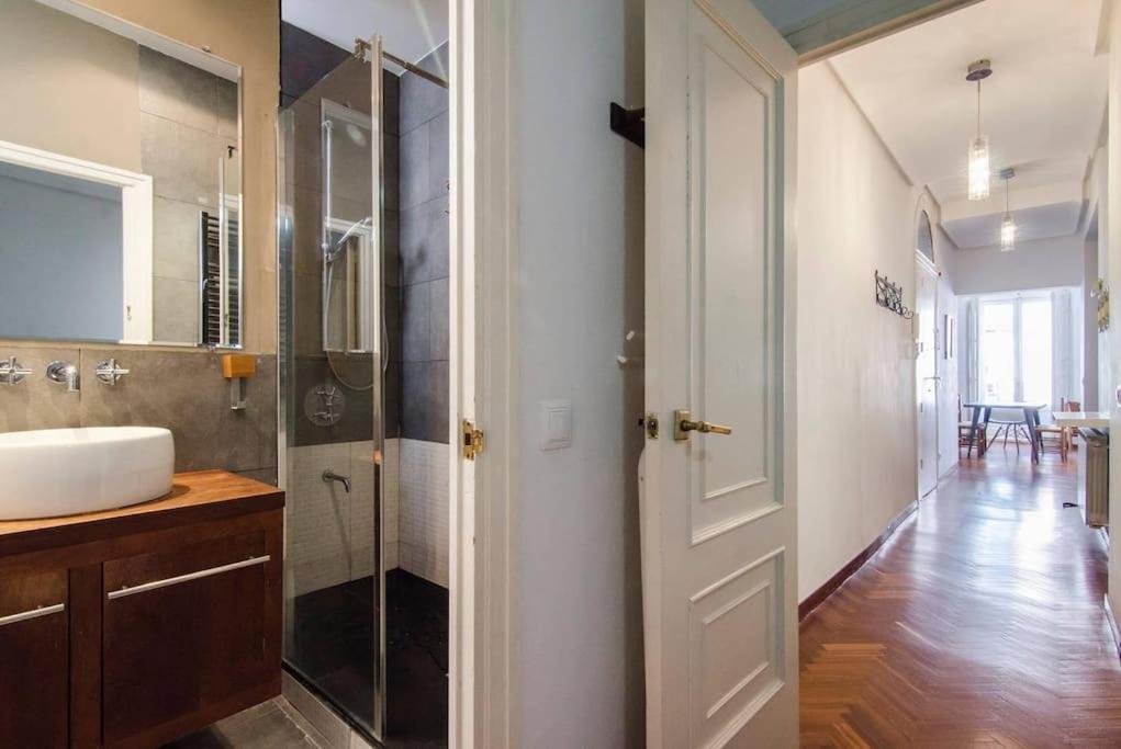 Malasana Beautiful Design 2bed 2bath *