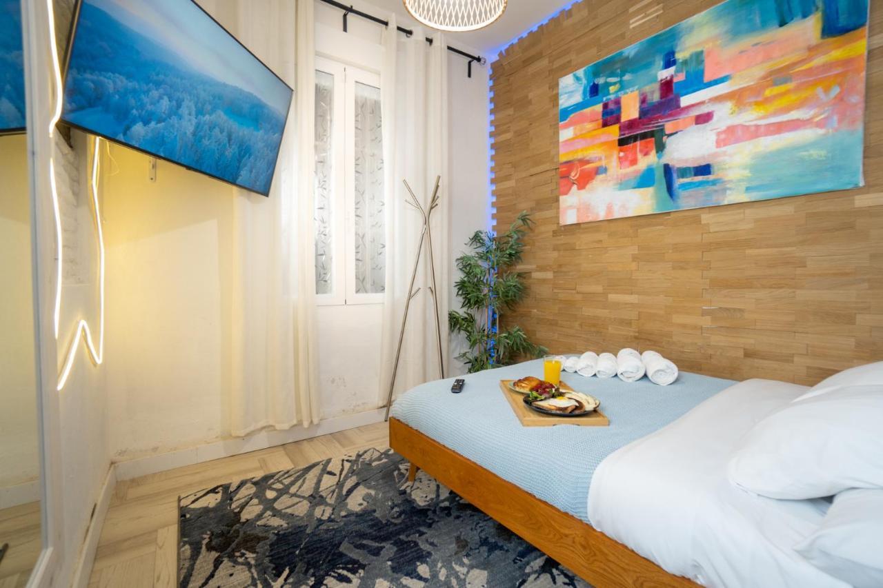 Cozy Puerta Del Sol & Private Patio Apartamento Madrid