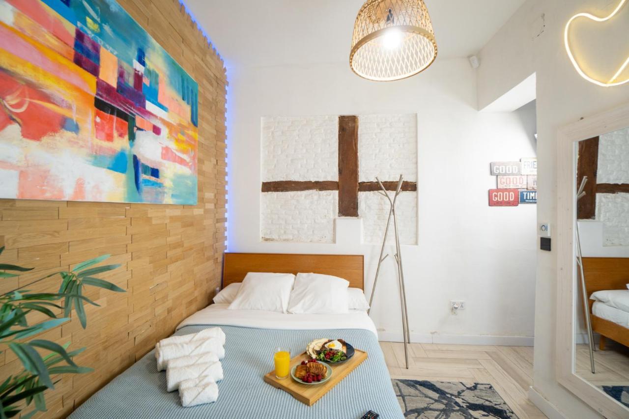 Cozy Puerta Del Sol & Private Patio Appartement *