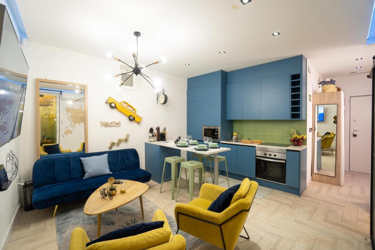 Cozy Puerta Del Sol & Private Patio Appartement *