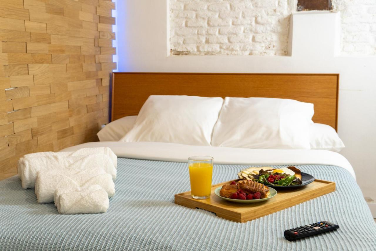 Cozy Puerta Del Sol & Private Patio Madrid