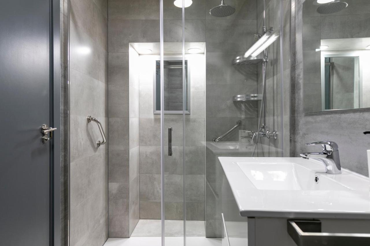 Homeabout Imperial *
