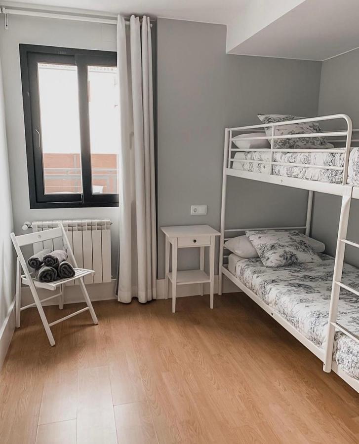 Hc Hostel *