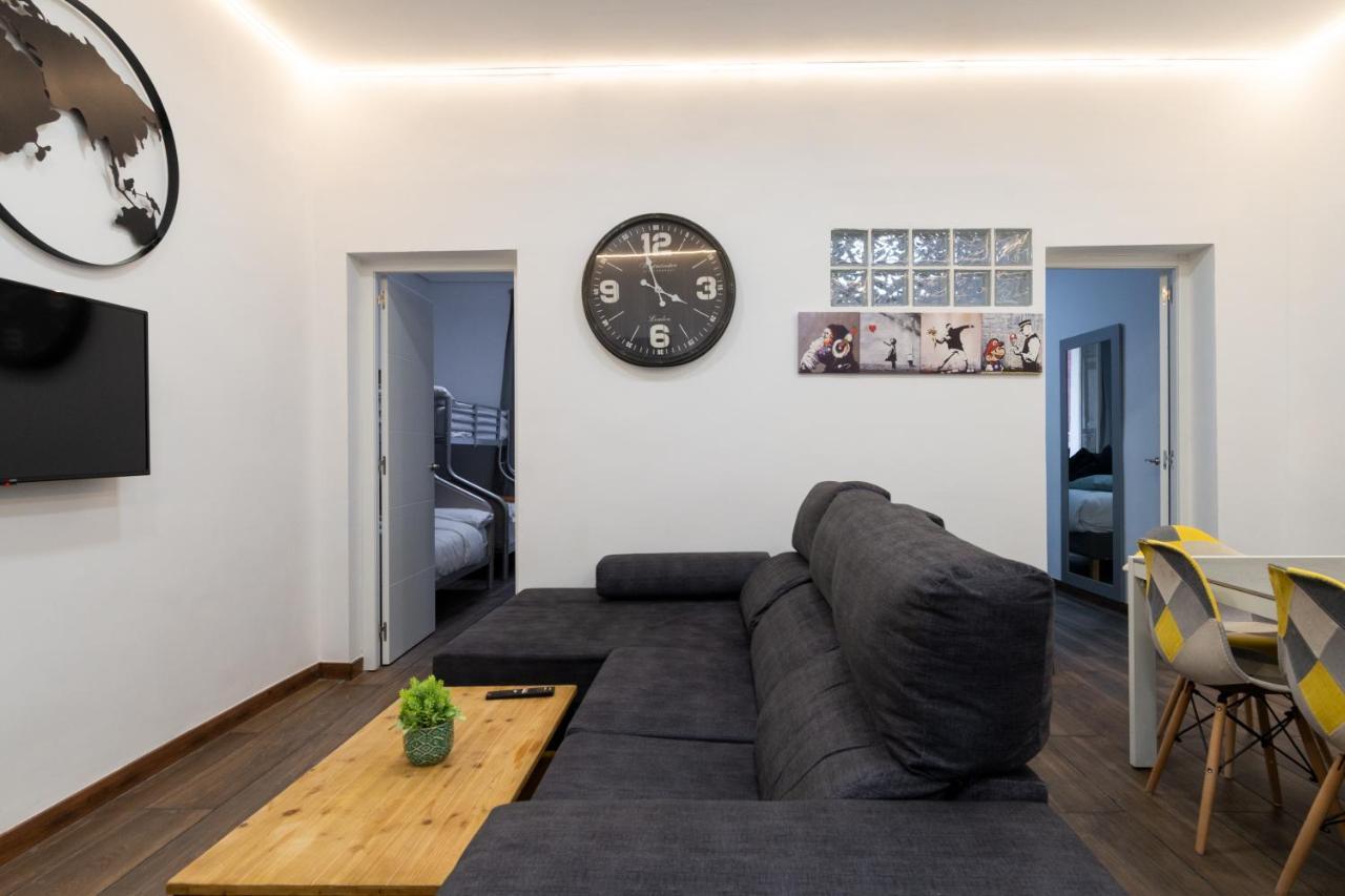 Apartment Vip Cervantes, By Monaro***** *