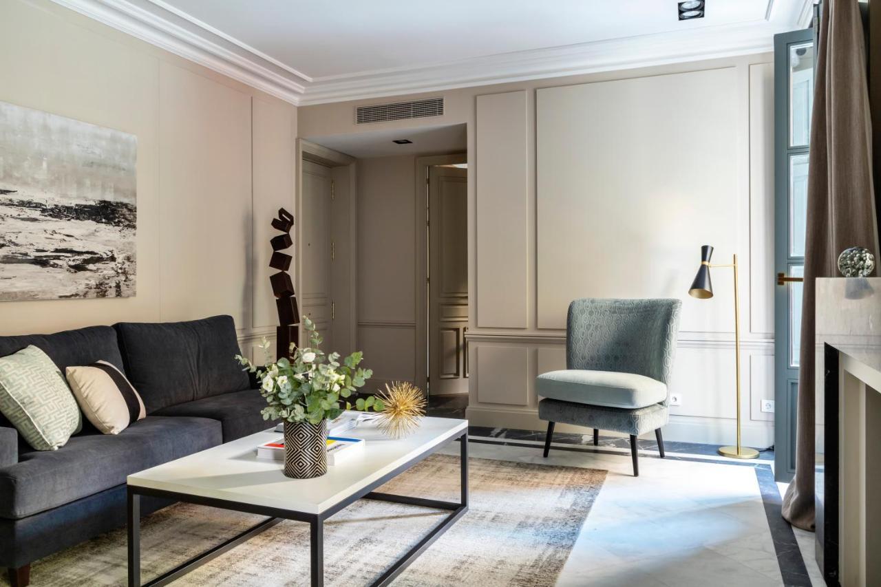 Apartment Ayala 63 - The Arc Collection