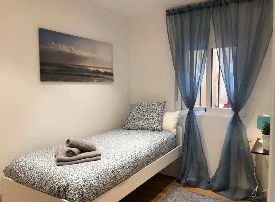 Edsam Brown Apartment *