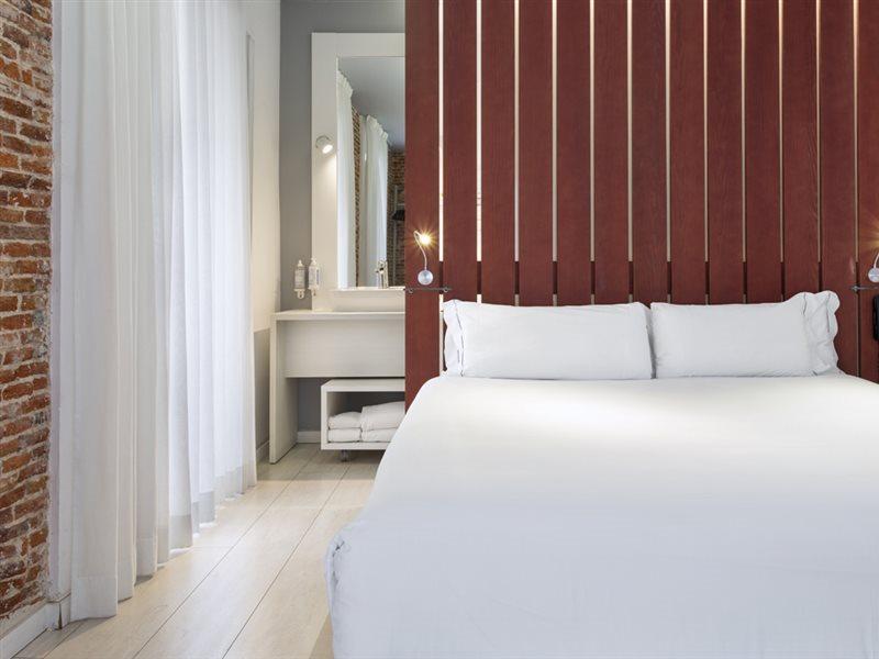Centro Fuencarral 52 Hotel 3*
