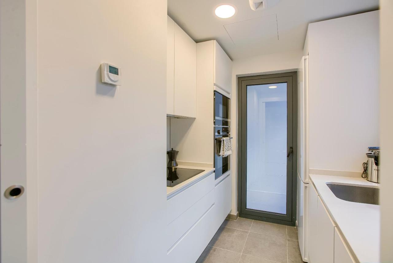 Apartamento 2b2b Deluxe - Jardines De Cuatro Caminos - Business District - Santiago Bernabéu