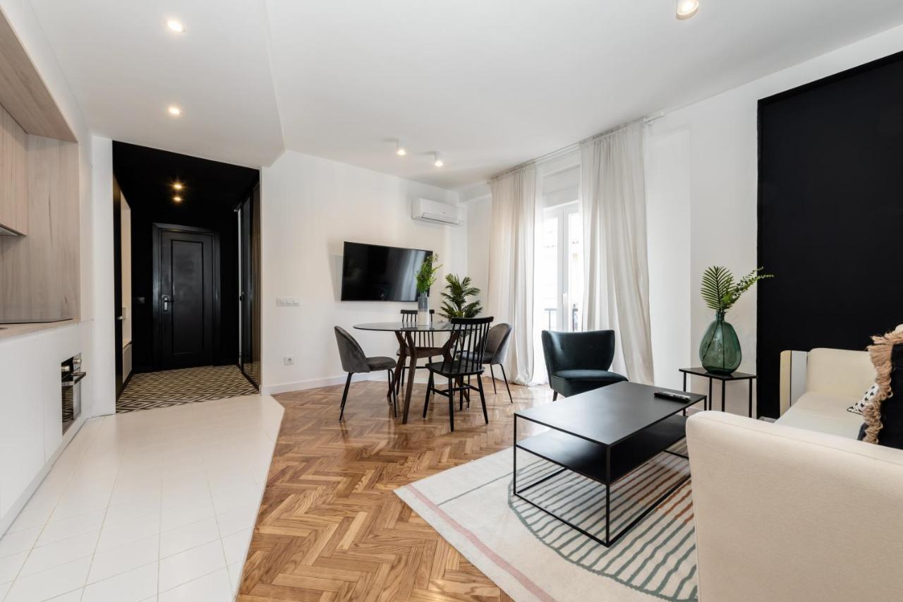 Appartamento Mintystay - 1 Bd Opera *