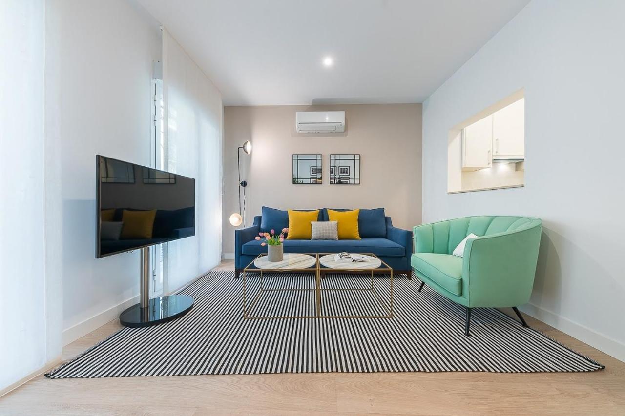 Center 2 Bedrooms Quiet Appartement