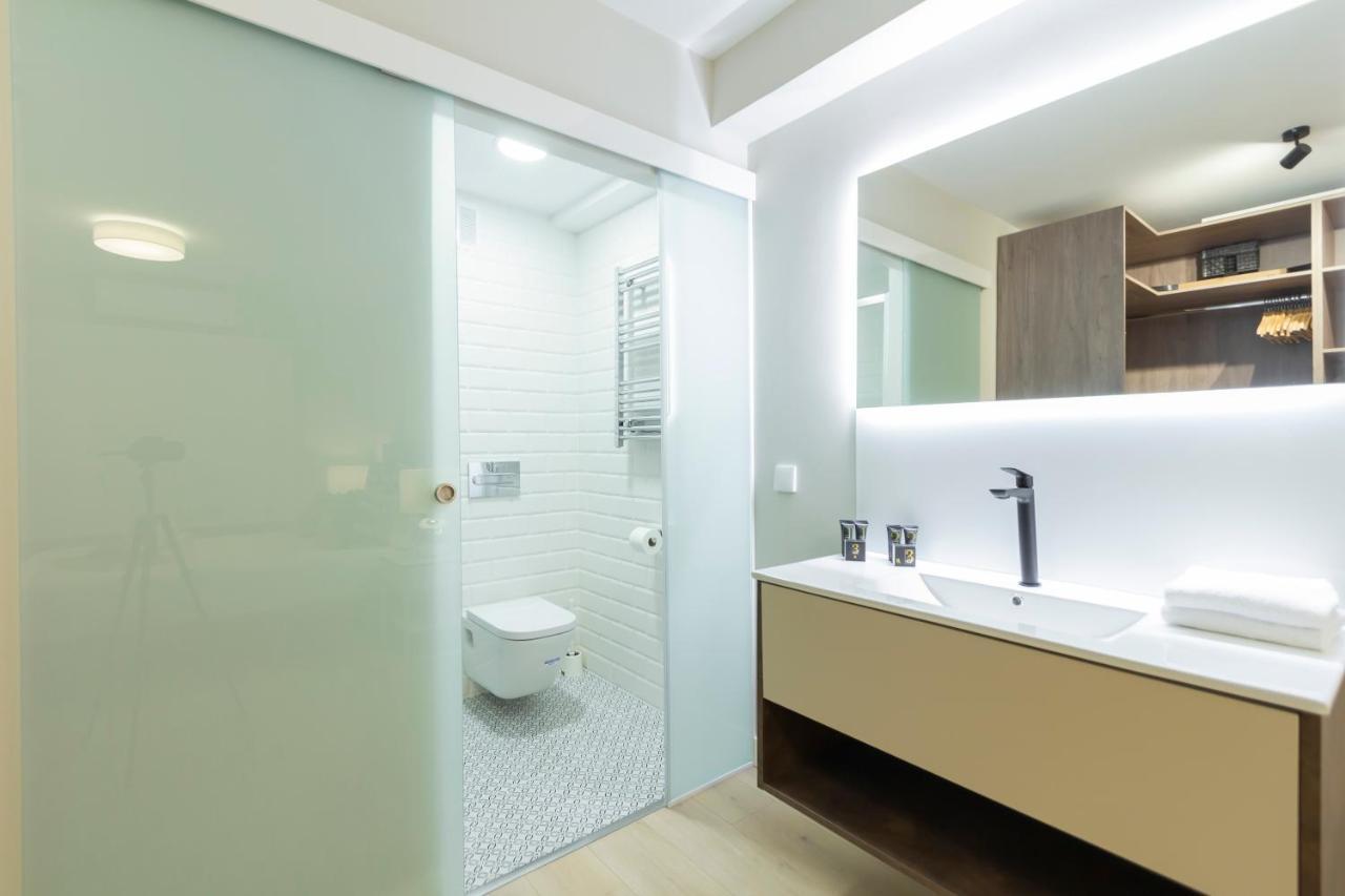 Apartment Dobohomes - Clara Del Rey *