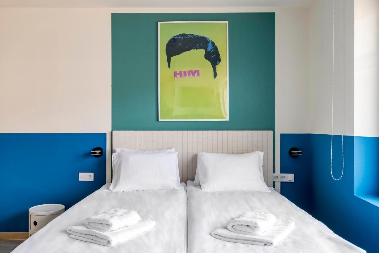 Bob W Chueca 3*