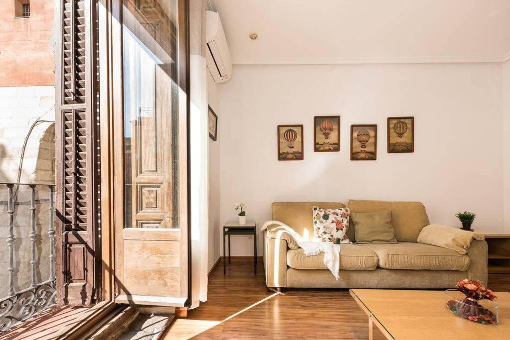 Apartment Living Cuchilleros Madrid