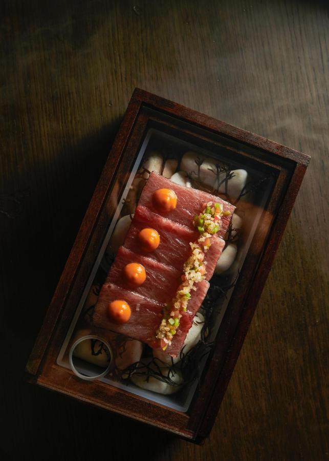 Four Seasons 5*