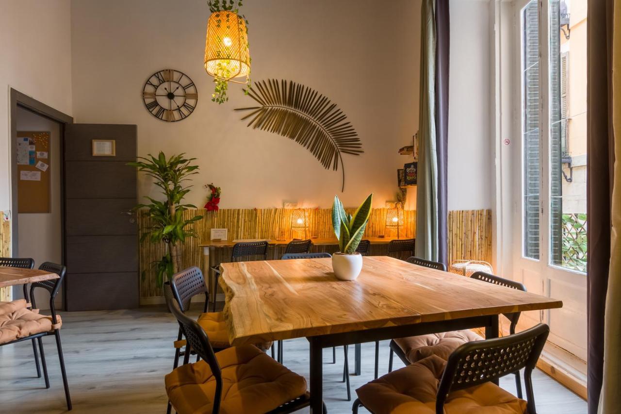 Social - Coliving & Coworking - Hostel *
