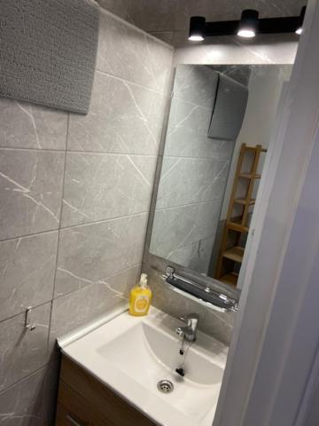 Svf76 - Loft En Malasaña 2 Pax A Pie De Calle * Madrid