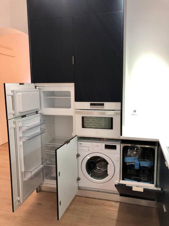 Moderno Con Estilo, 2 Dormitorios 1 Bano, La Latina Madri