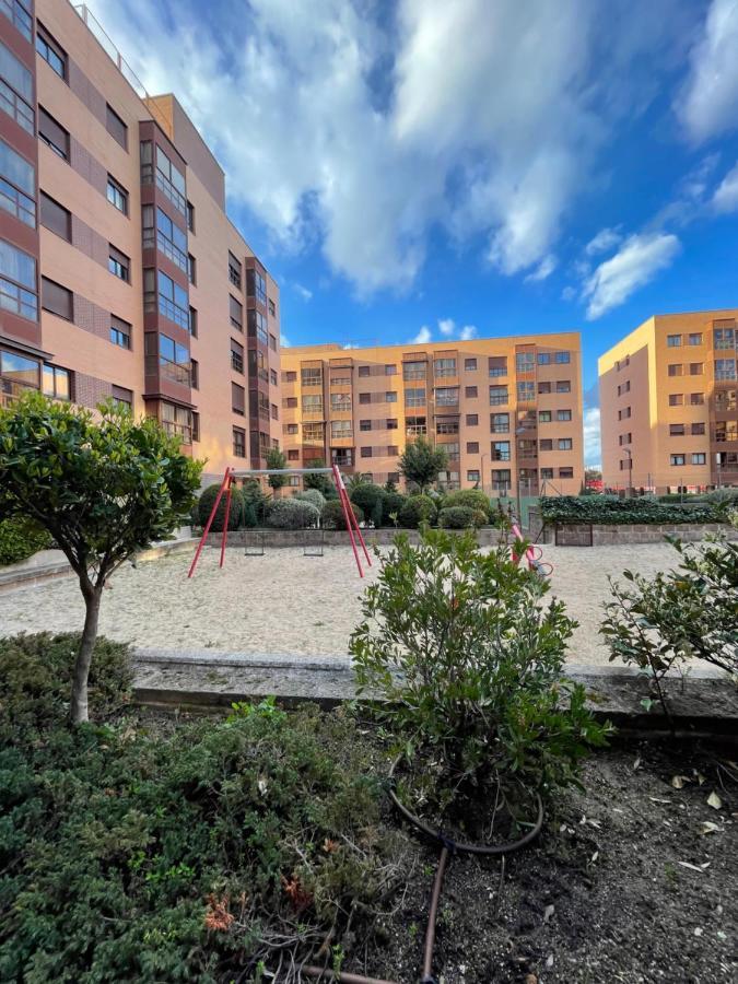 Plenilunio Suite, Airport, Ifema, Wanda Apartamento Madrid